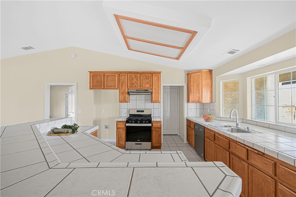 12324 Mountain Road