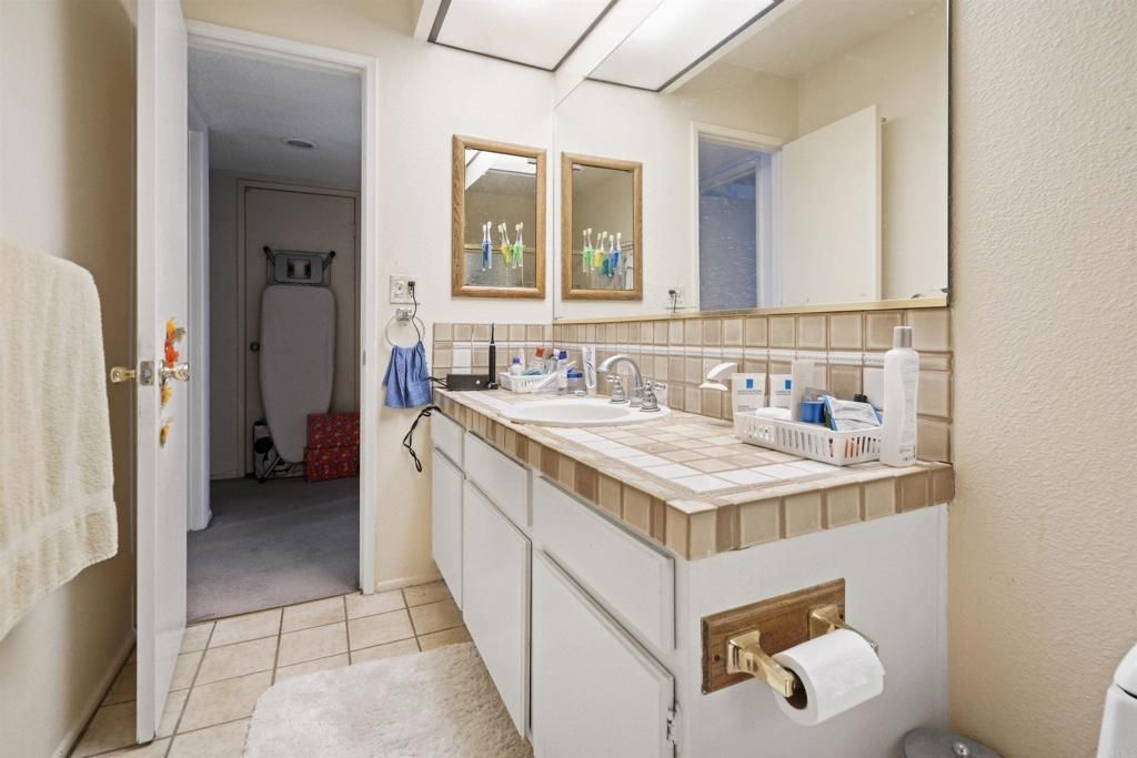listing image 130723079299231395028