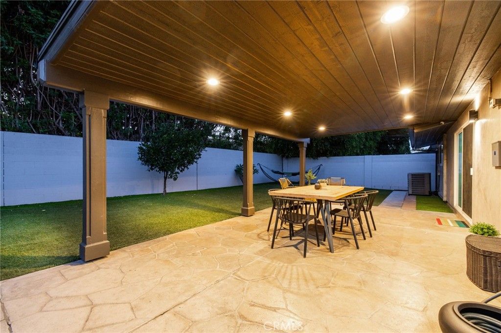 listing image 44