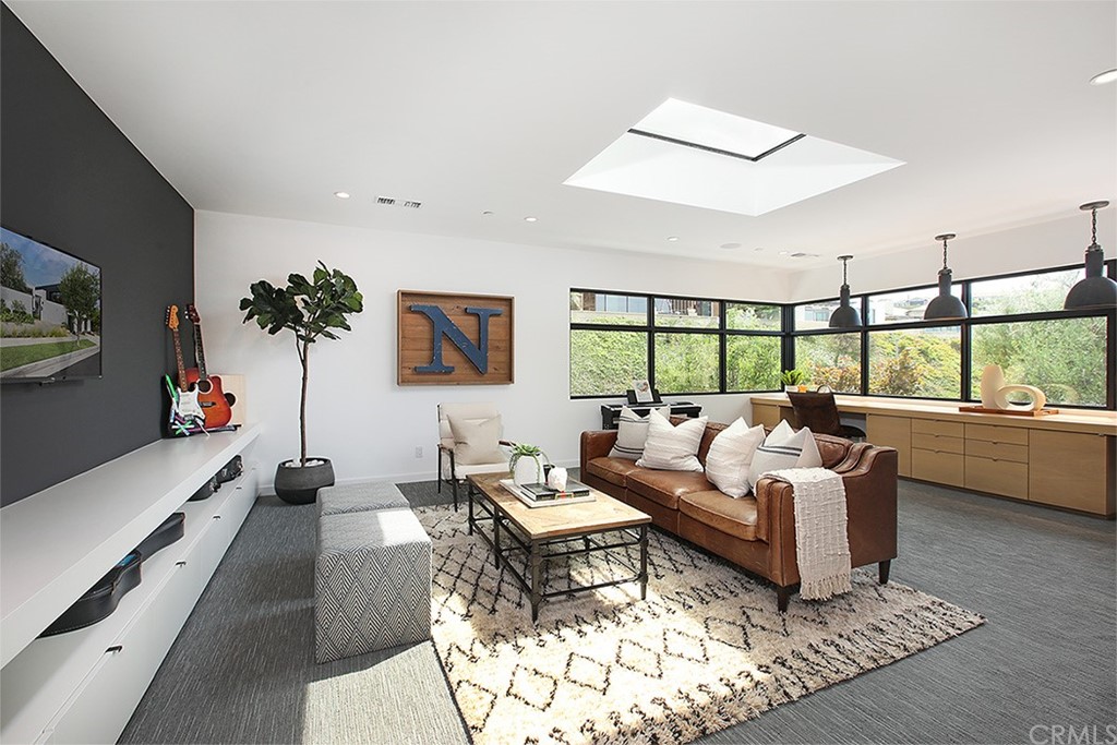 Spyglass Hill (SPYH) - Residential