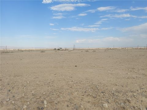 Photo of 2120 Salton Arena Street St, Thermal, CA 92274 (MLS # HD23168057)