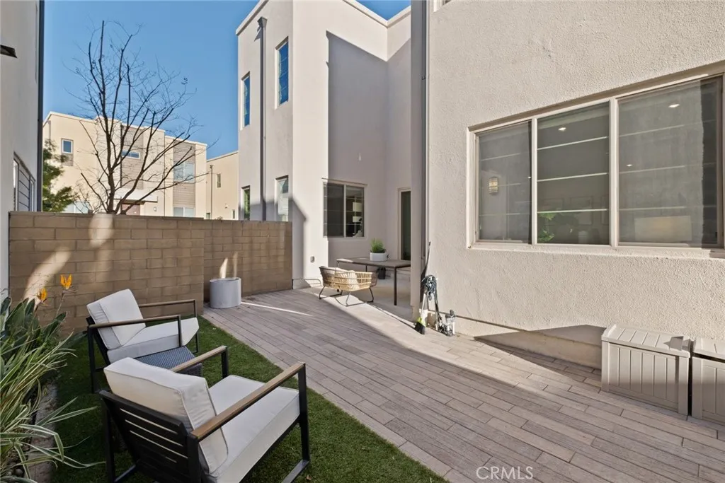 Irvine, California 92618, United States, 3 Bedrooms Bedrooms, ,3 BathroomsBathrooms,Residential,Active,8125