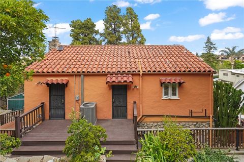 A home in Studio City