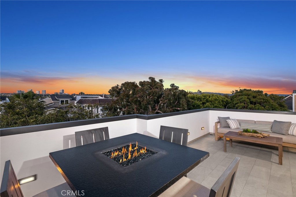 Balboa Peninsula Point (BLPP) - Residential