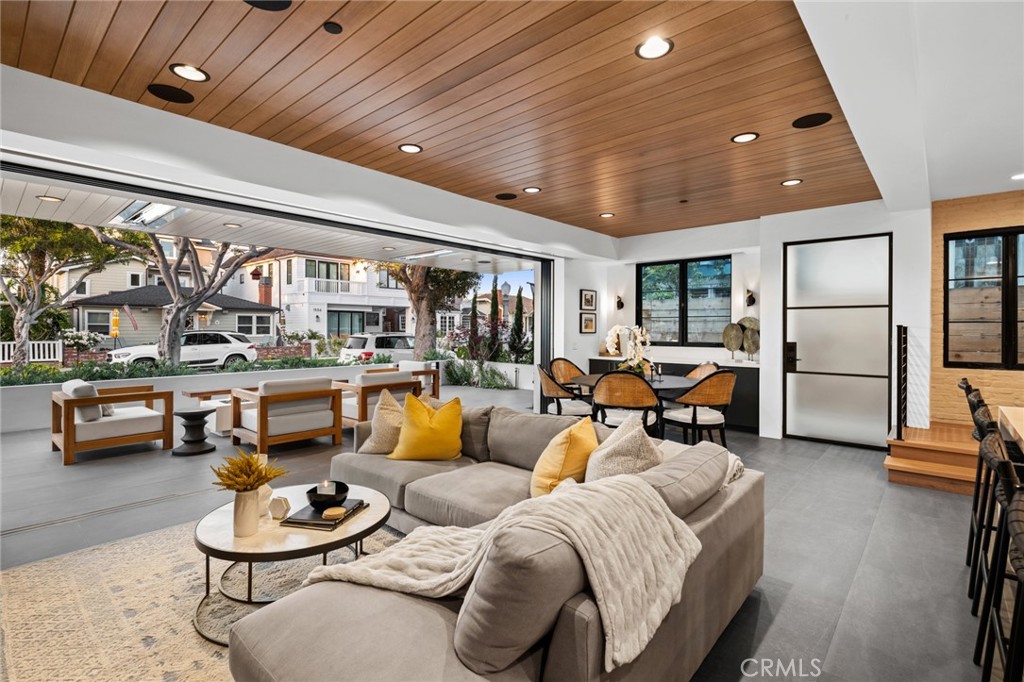 Balboa Peninsula Point (BLPP) - Residential
