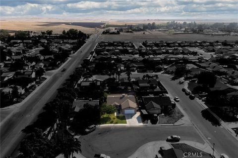 A home in Bakersfield