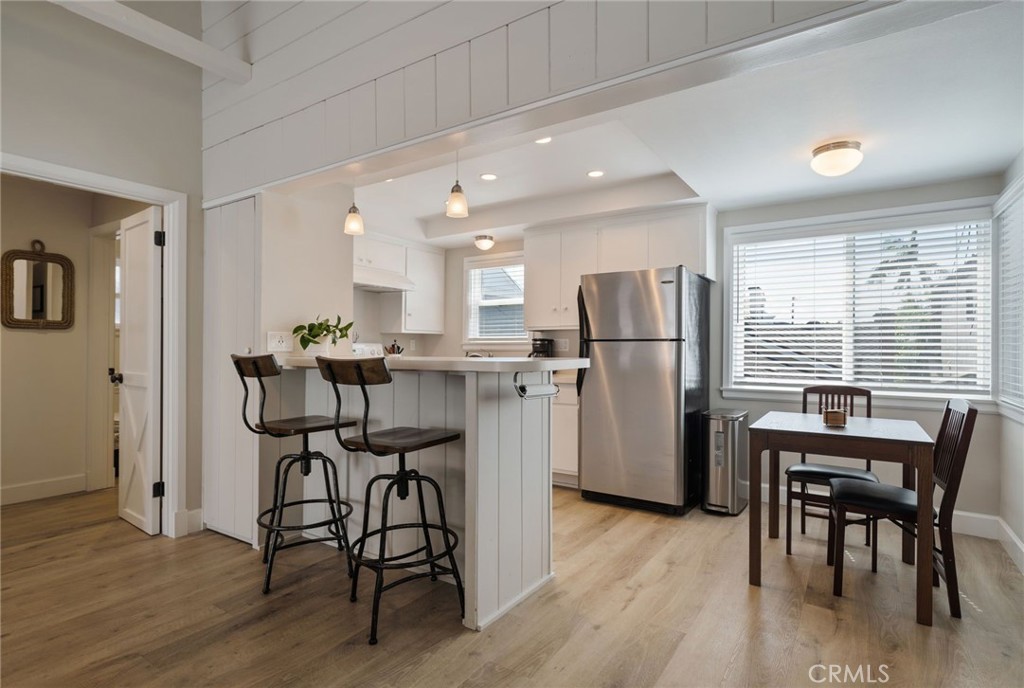216 Agate Avenue 1/2