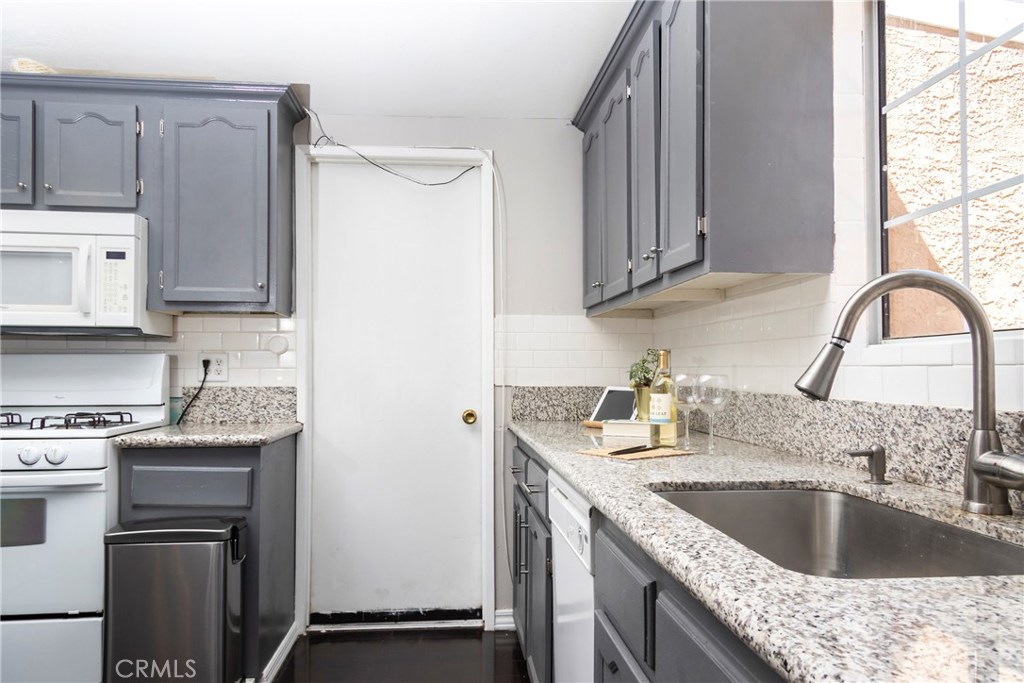 Custom Canyon Country 1 (CCAN1) - Residential