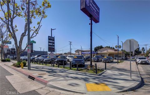 16301 W Hawthorne Boulevard Lawndale CA 90260
