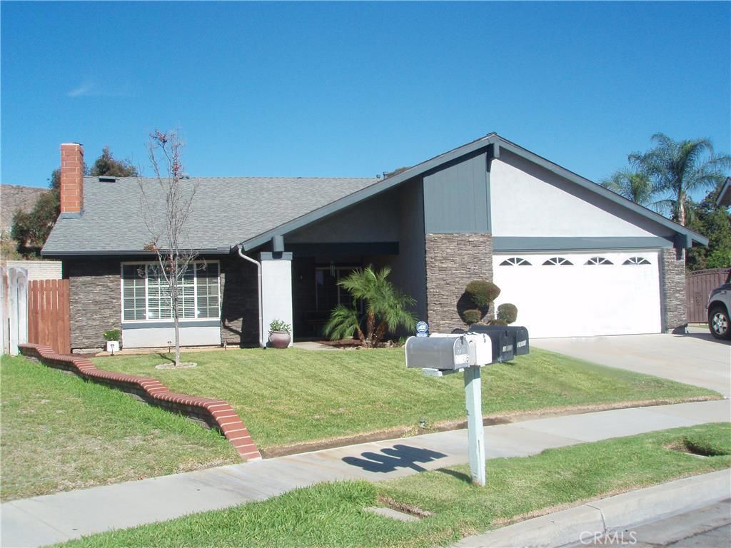 listing image 130721618745237284577