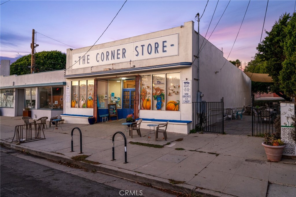 1118 W 37th Street