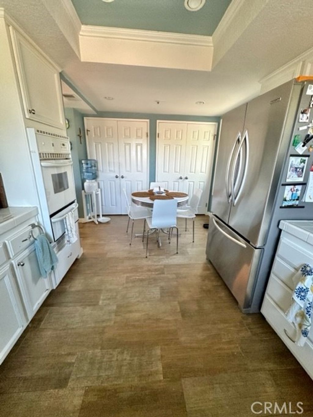 listing image 130722911251087656536