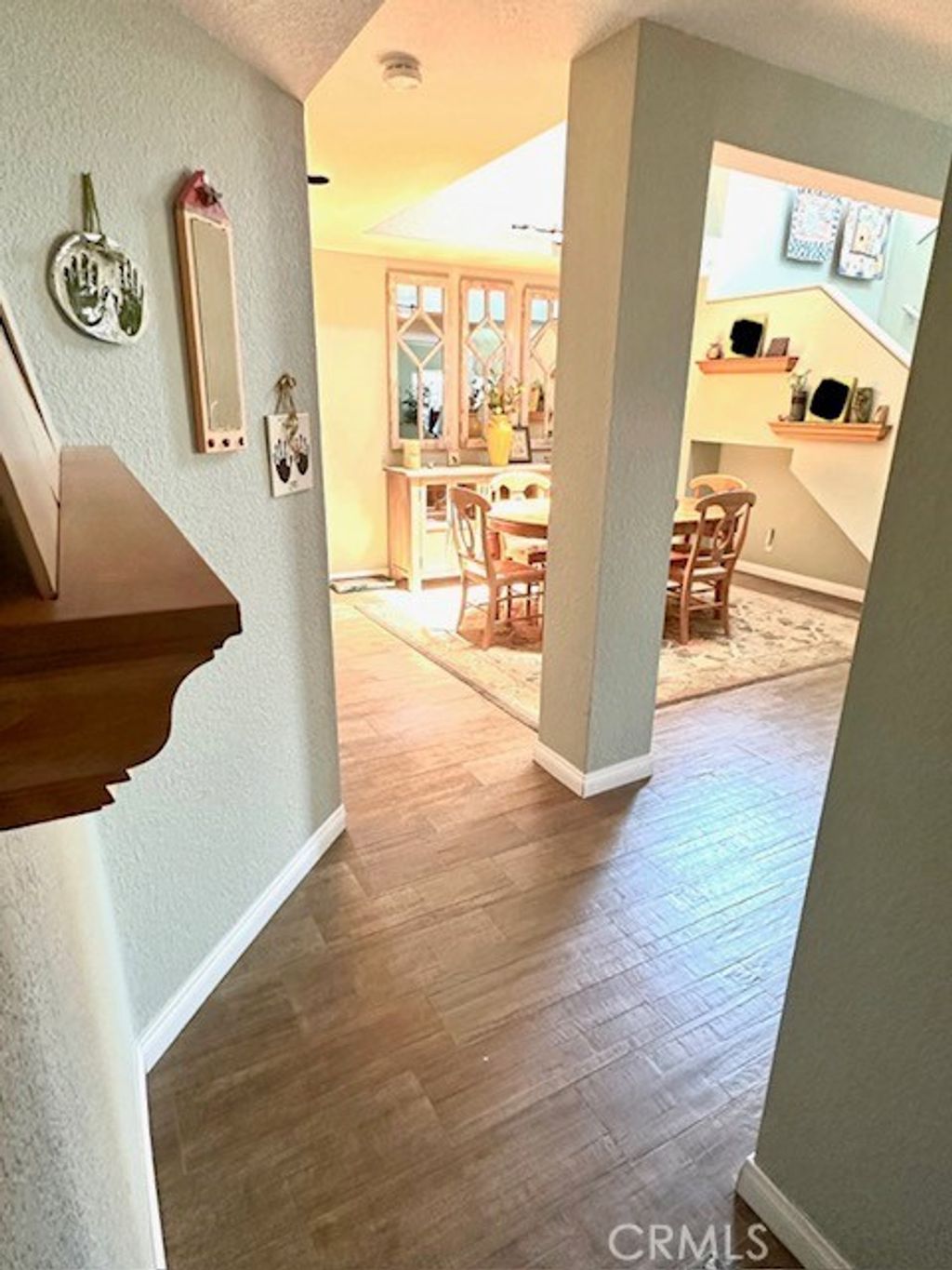 listing image 130726531998271102571