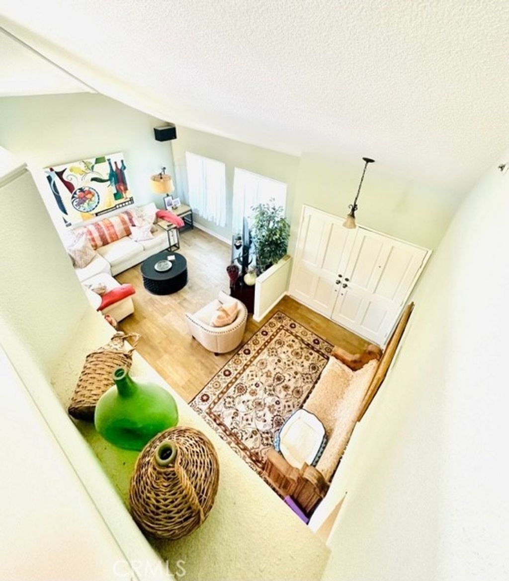 listing image 130722839561206352194