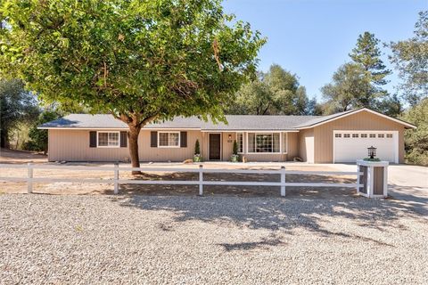 A home in Oakhurst