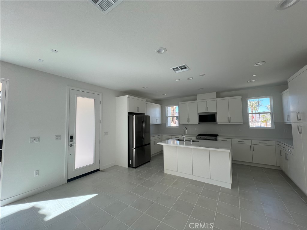 Alara @ University Park - Residential Lease