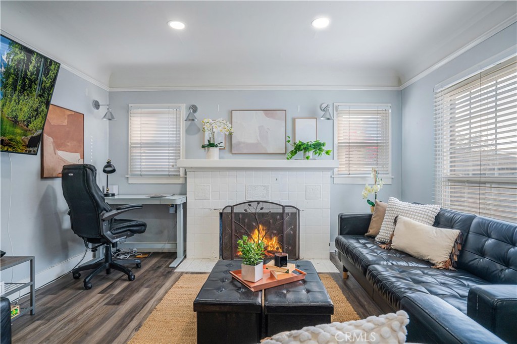 1946 Loma Drive