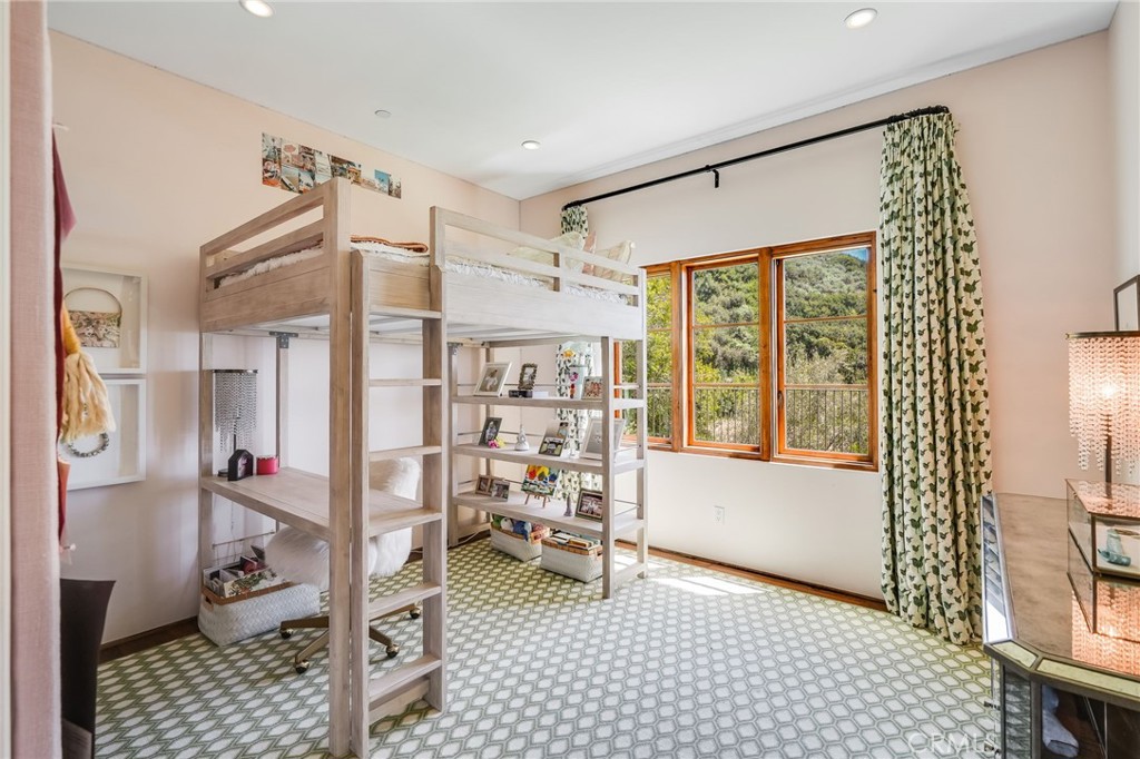 Mystic Hills (MH) - Residential