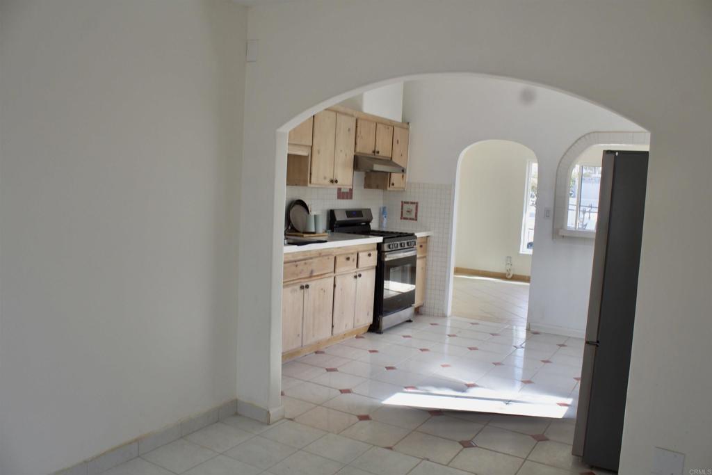 1034 Capistrano Dr