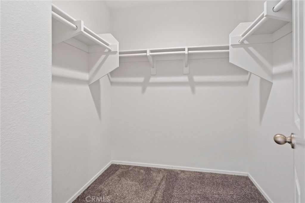 listing image 130729150305341543181