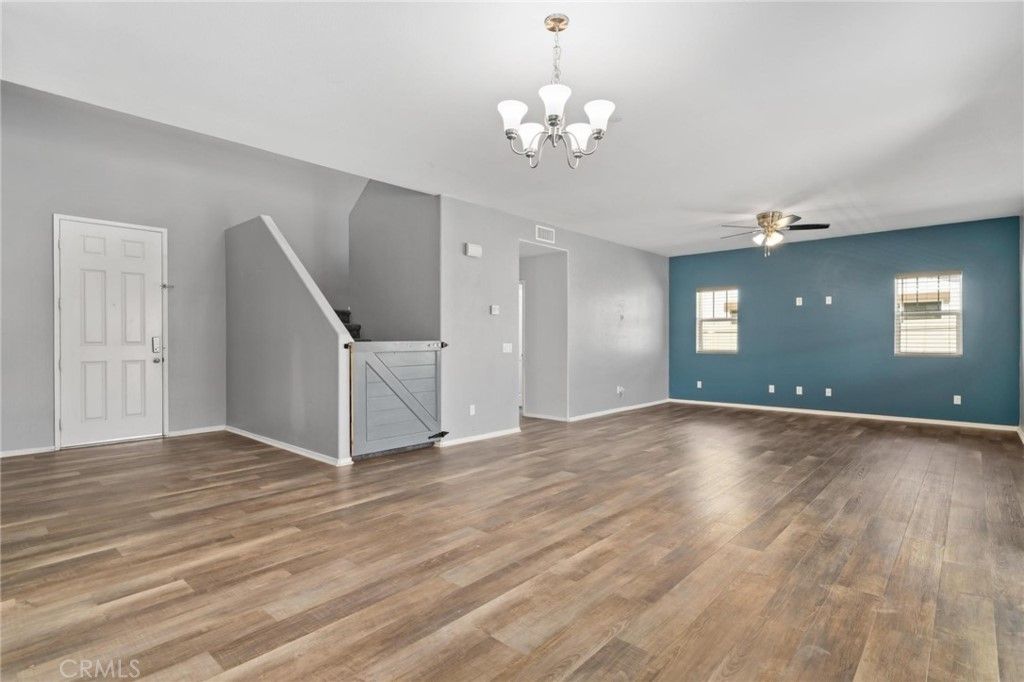 listing image 130727791638722246417
