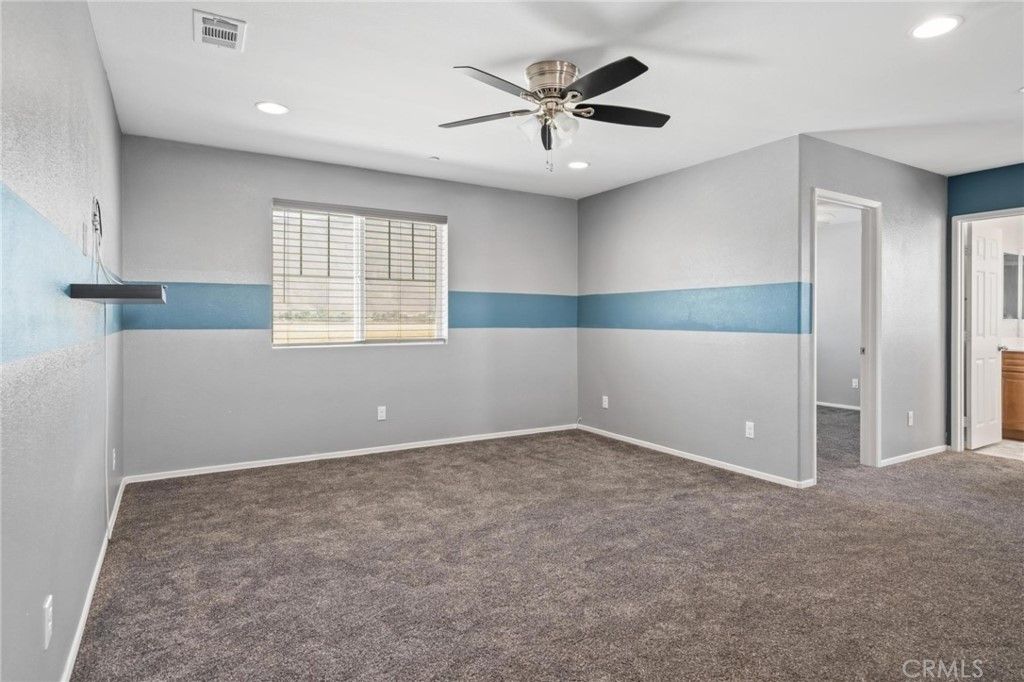 listing image 130726047641936040129