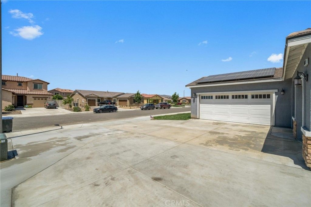 listing image 130725420272288717466