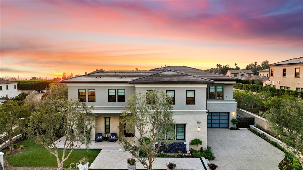 Estancia - Residential