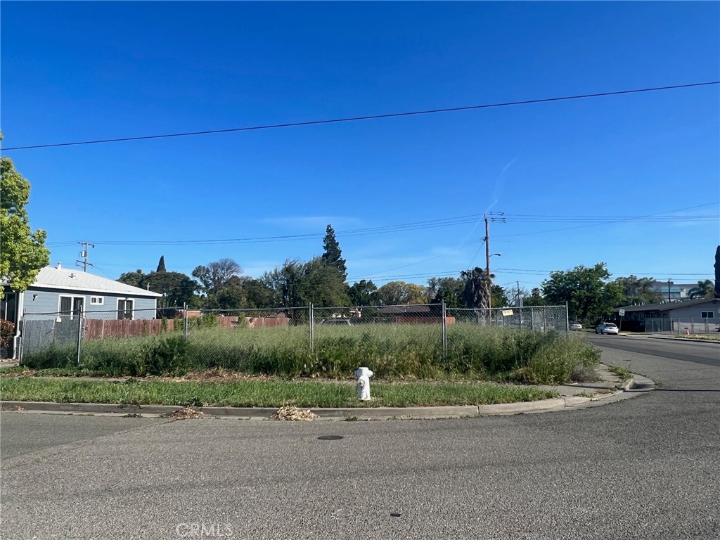 Photo 7 of 10 of 202 Webster Street land