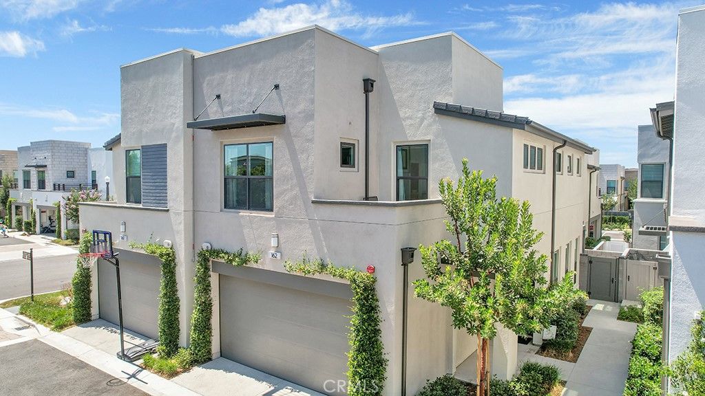 listing image 130724622242187830993