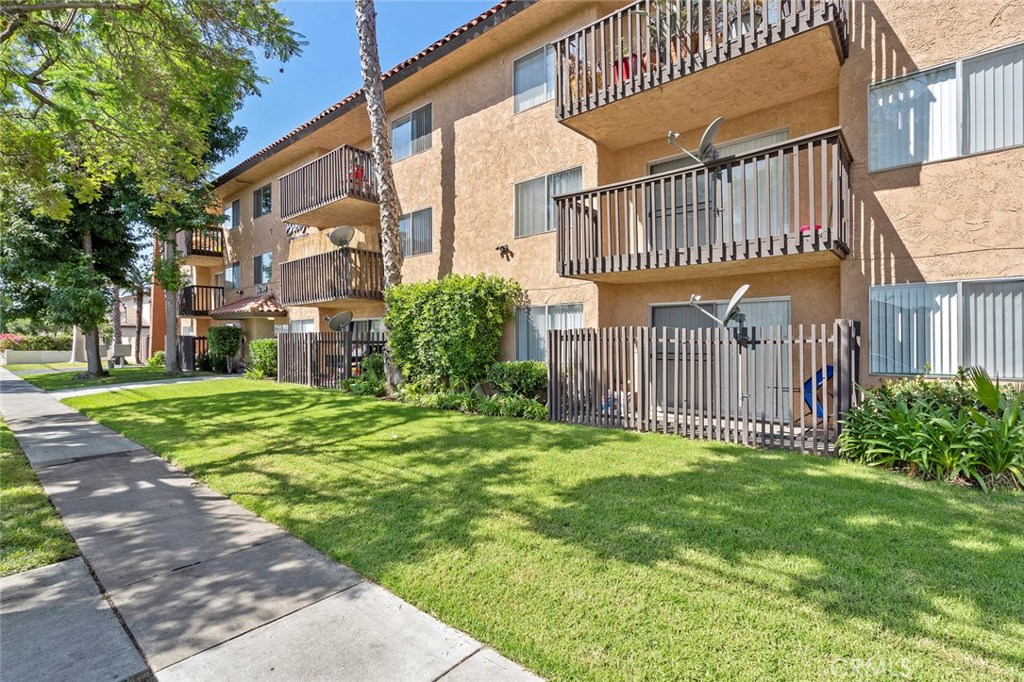 Bay Breeze Apartments is a 27-unit multifamily investment property located in Gardena, one of the strongest rental markets in Southern California. Situated on a 0.79-acre lot, the 29,274 square foot property consists of two- and three-bedroom units and offers amenities including gated access, private balconies and patios, open and carport parking, on-site laundry, elevator service, and a swimming pool.