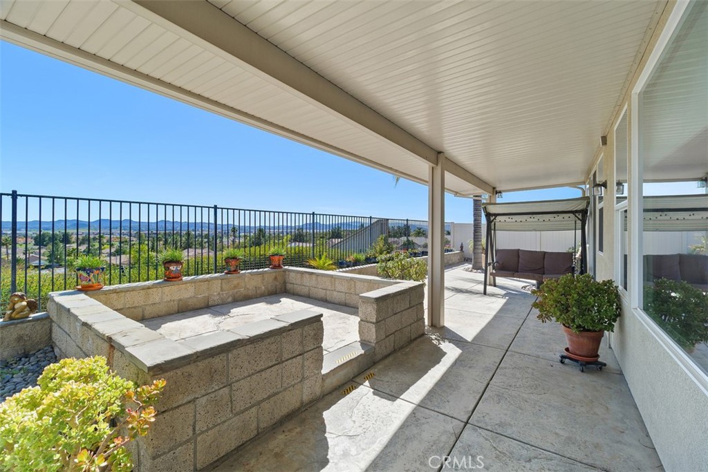 28133 Highwood Court