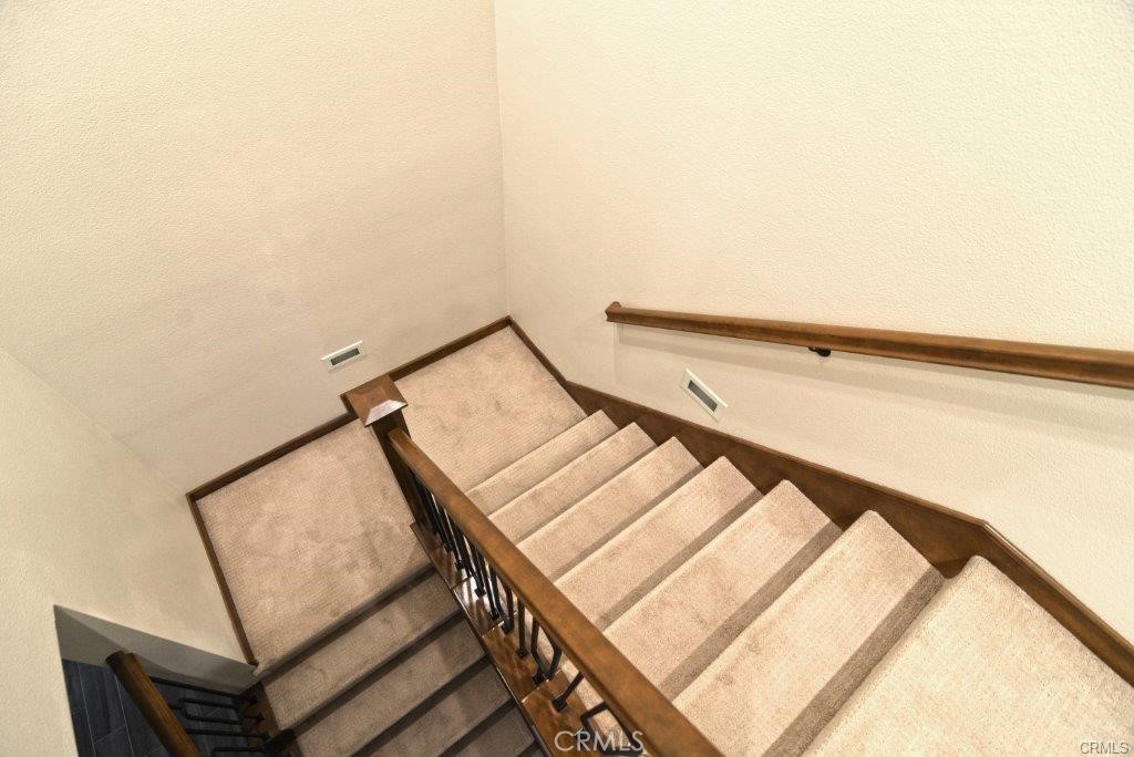 Sendero (SEND) - Residential Lease