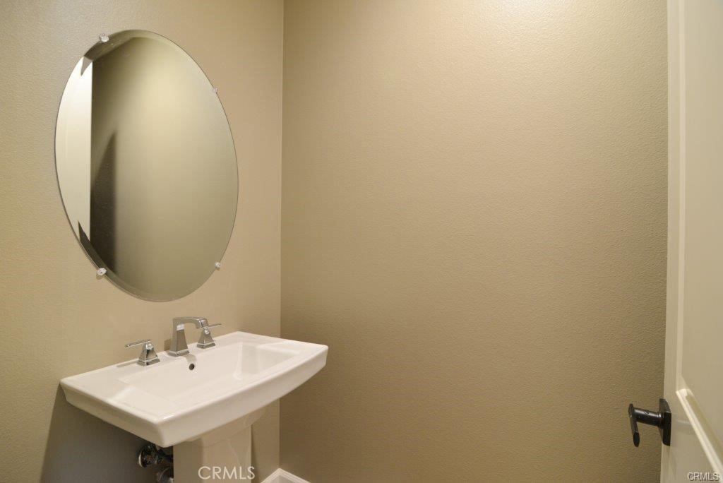 Sendero (SEND) - Residential Lease