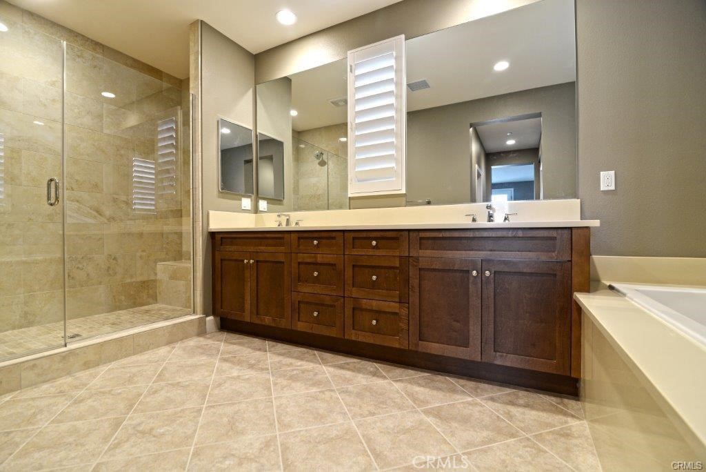 Sendero (SEND) - Residential Lease