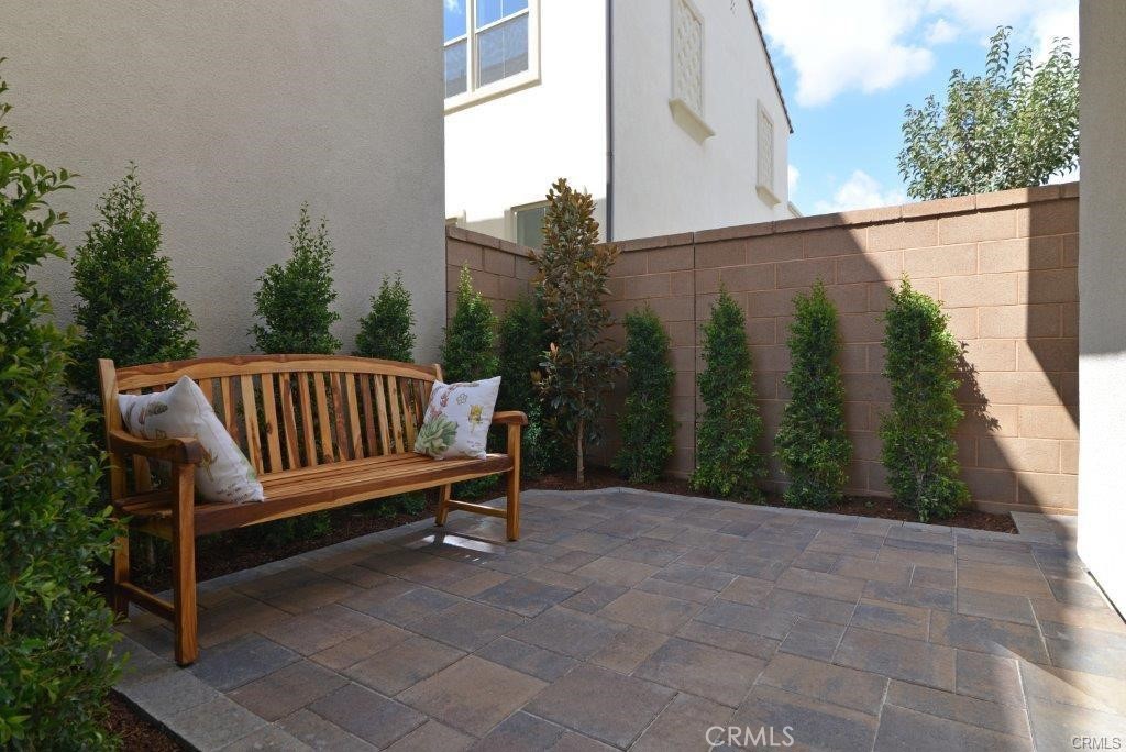 Sendero (SEND) - Residential Lease