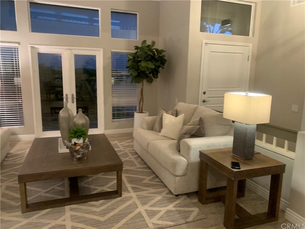 listing image 130720996998948325738