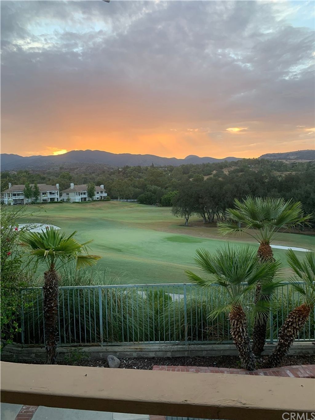 listing image 130721869849326145576