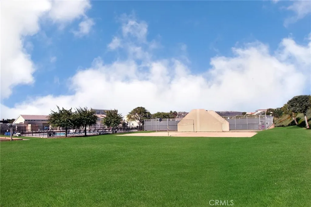 Dana Point, California 92629, United States, 3 Bedrooms Bedrooms, ,3 BathroomsBathrooms,Residential,Active,16409