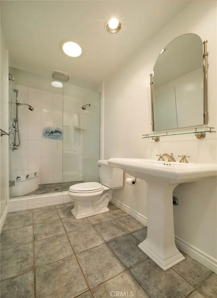 Dana Point, California 92629, United States, 3 Bedrooms Bedrooms, ,3 BathroomsBathrooms,Residential,Active,16409