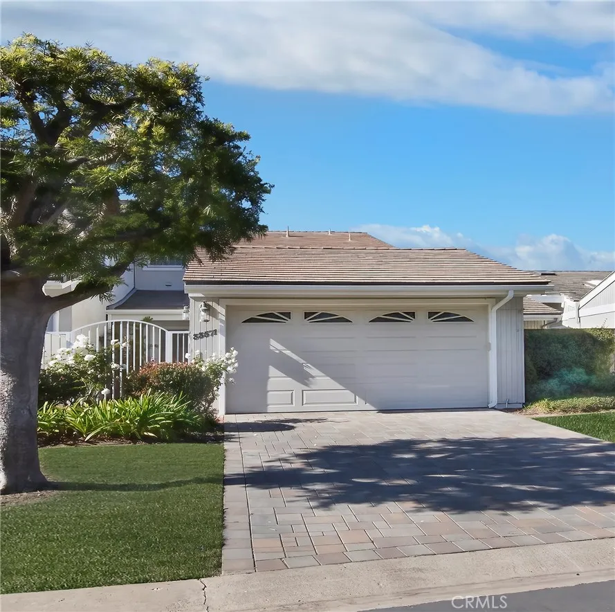 Dana Point, California 92629, United States, 3 Bedrooms Bedrooms, ,3 BathroomsBathrooms,Residential,Active,16409