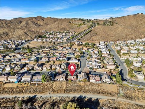 A home in Lake Elsinore