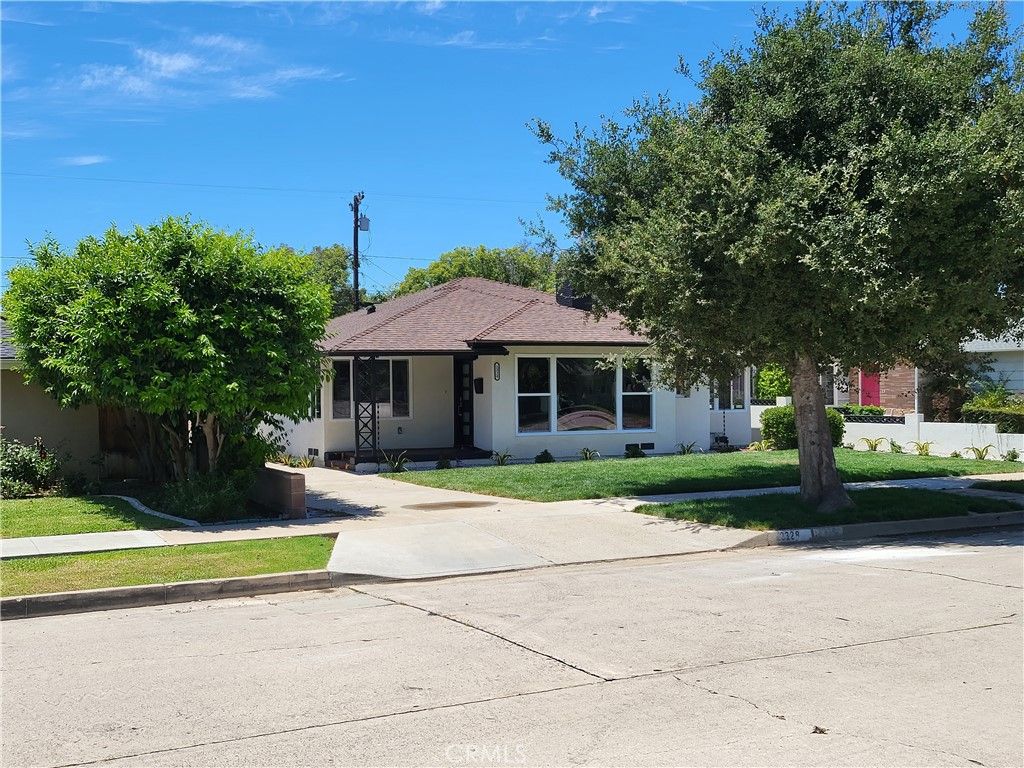 listing image 130722598732555808536