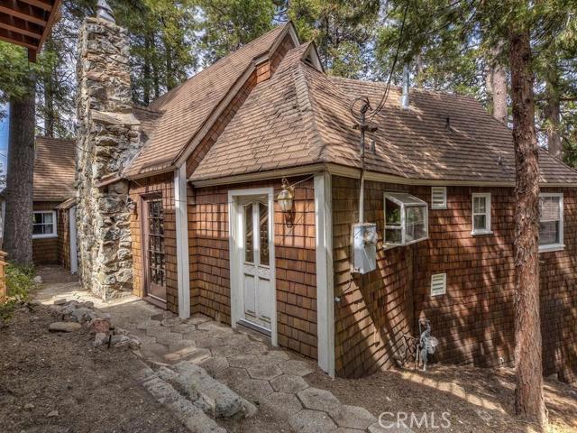 Arrowhead Woods - Residential