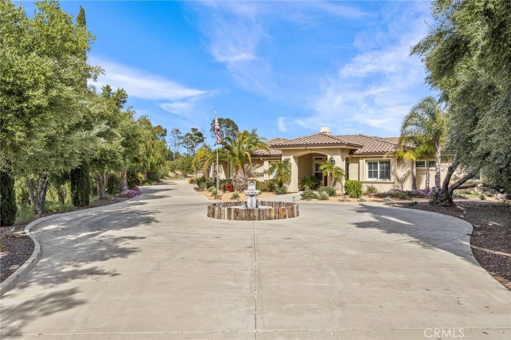41850 Avenida De Anita