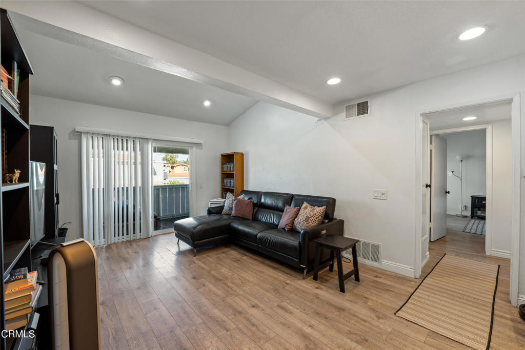 1300 Saratoga Avenue 111