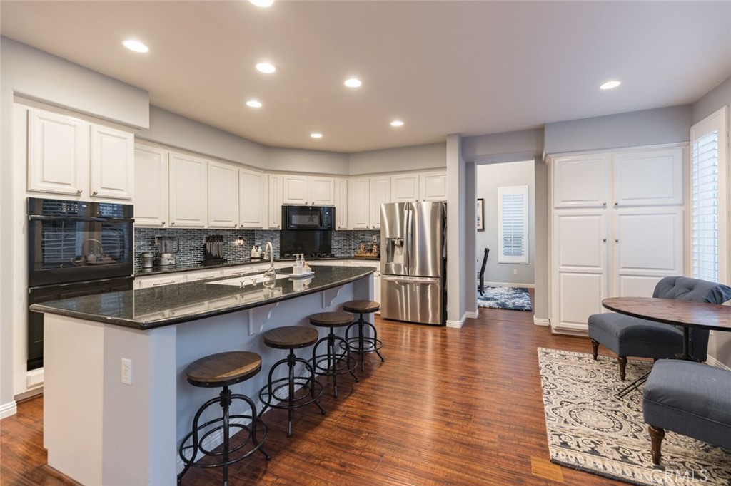 Properties 2 2778 Yokuts Court