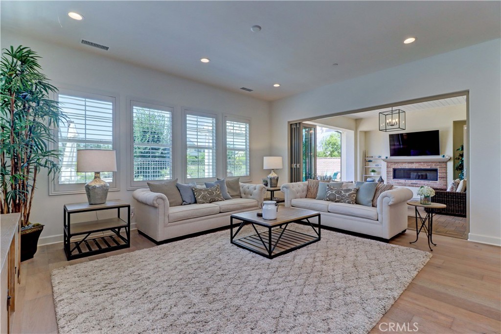 Alondra (ESALON) - Residential