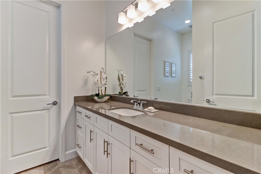 Alondra (ESALON) - Residential