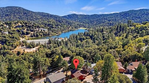 A home in Crestline